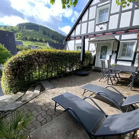 Schmallenberger Ferienhaus Exterior photo